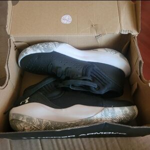 Under Armour Black and White Athletic Shoes